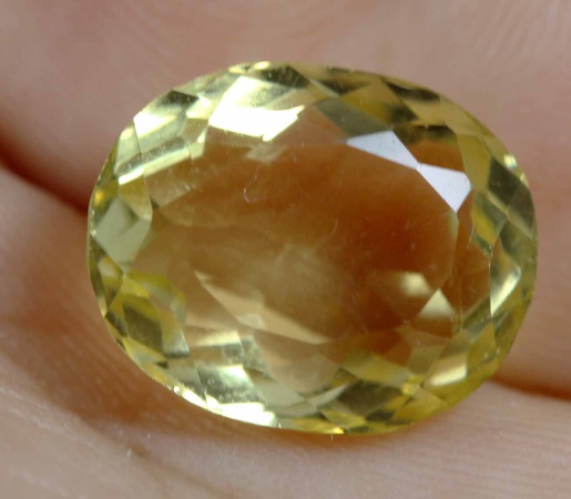 Certified Natural  Ceylon Canary Yellow Sapphire VS Clarity Oval gemstone