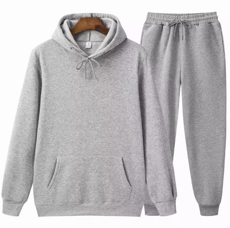 Спортивные костюмы, толстовки, худи.