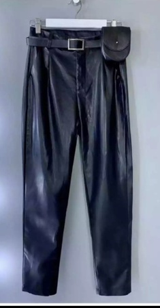 Стильные брюки из эко кожи