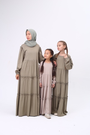 8. Летнее платье для девочек и подростков из льна (8-Kids-teens party dress)