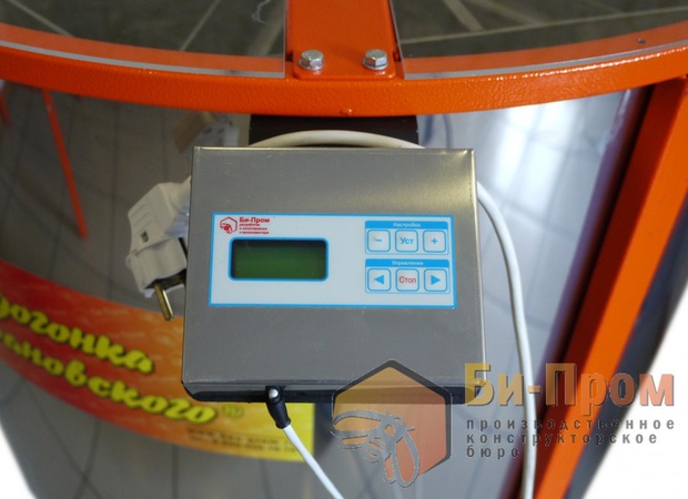 Honey extractor 8U05-220 (for Ukrainian semi-frame)