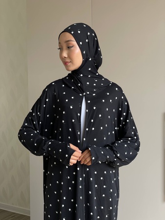 Платье с пришитой балаклавой