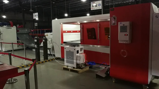 Линия лазерной резки металла SEKIRUS P2302M-6015AKR 1500 Вт