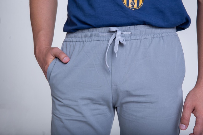 Брюки мужские с резинкой на поясе и манжетах