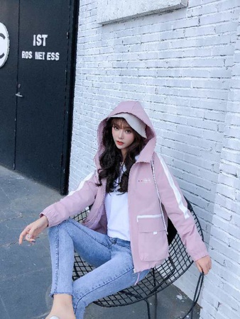 женская ветровка