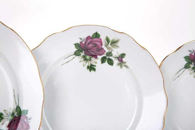 Набор тарелок 18 шт. Черная роза (Вырезной край)