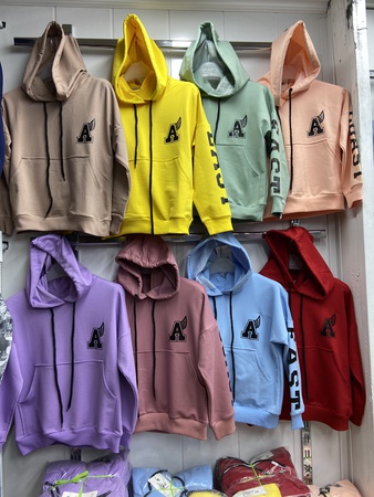 Подростковая спортивная одежда