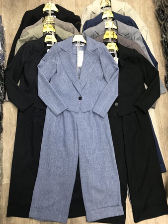 Women's classic suit Art.11