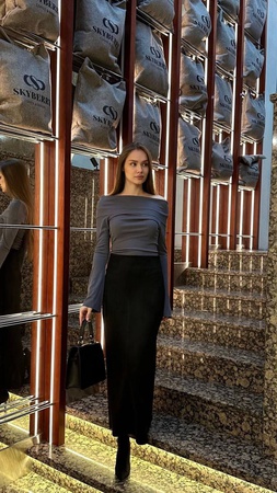 Лонгслив женский нарядный