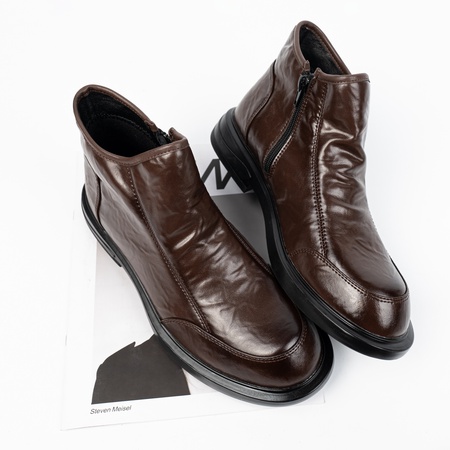 Мужские зимние ботинки из кожи на меху — стильные, универсальные, теплая модель