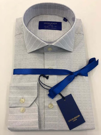 Erkeklerin gömlekleri