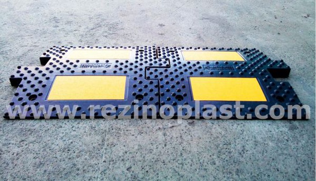 ضابط شرطة وعرة LP500 (500x500x50mm)