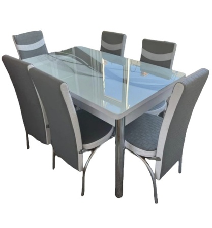 Обеденный стол и 6 стульев