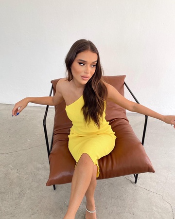 Трикотажное платье