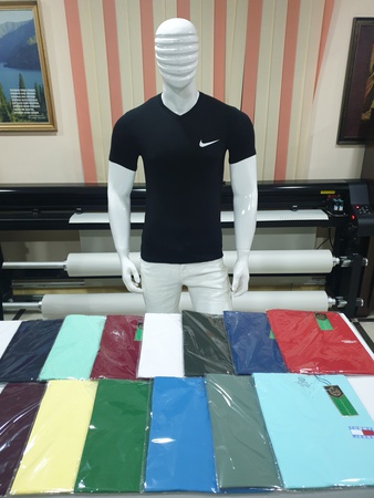 T-Shirts für Herren im Sortiment