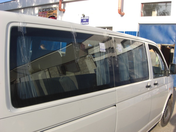 Стекла для автомобилей и микроавтобусов