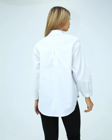 Женские белые рубашки