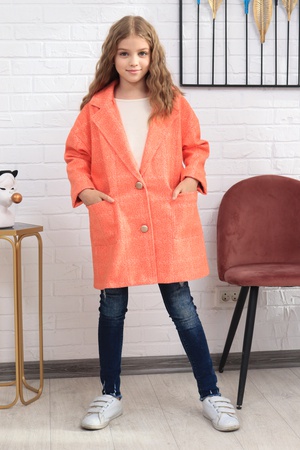 Классическая пальто ткань  кашамир нутри подклад Размер наряд 36,38,40,42