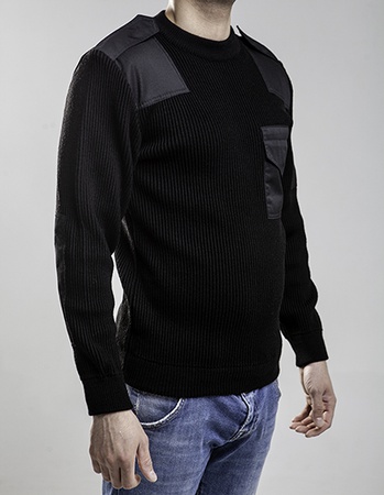 Форменные вязаные джемпера