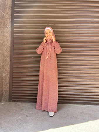 Платье с платком