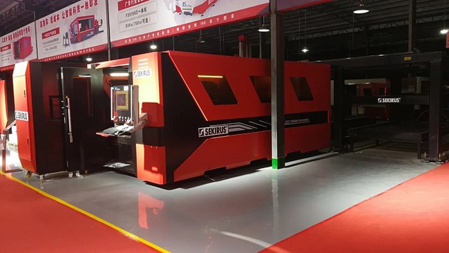 Otomatik sac yükleme ve kalibrasyonlu sac lazer kesim hattı SEKIRUS P2302M-3015GAZR