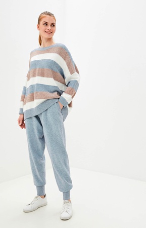 Спортивные костюмы