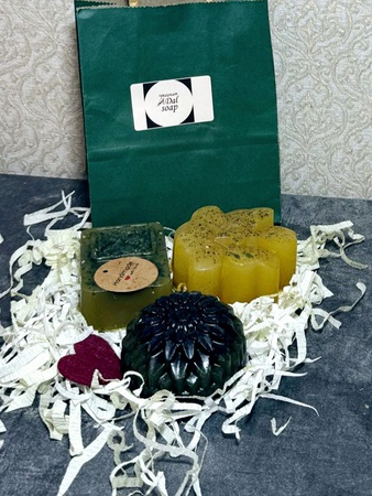 Натуральное мыло Ручной работы.
