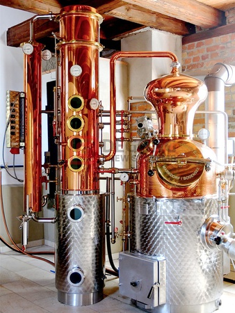 1000L Viski Brendi Cin Mikro Damıtma Ekipmanları Alkol Bakır Distiller