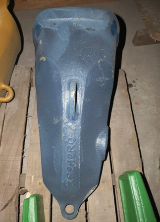 Komatsu bucket teeth K15RC,K20RC,K25RC,K25SYL,K30RC,K30SYL,KM40T,K40SYL,K40RC,K50RC,KM50T,K50SYL,K70RC,K70SYL,K85RC,K85T,K85SYL,XS115T,XS115RC,XS145RC