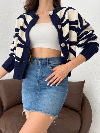 كارديجان نسائي. حجم واحد