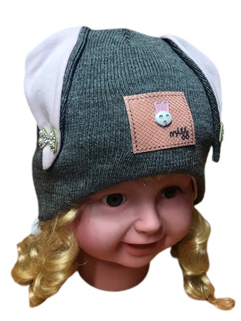 Шапка с завязками