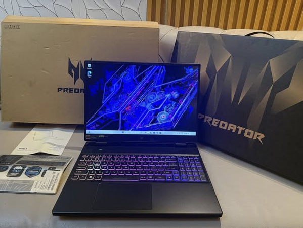 Buy Acer 16-inch Predator Helios AI Gaming Laptop from gizsale.com