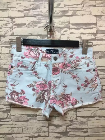 Siparişe göre dikilmiş giysiler