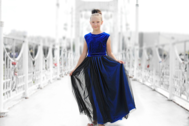 Платье из бархата