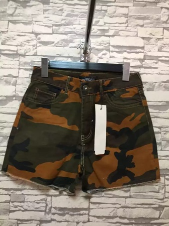 Siparişe göre dikilmiş giysiler