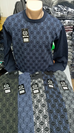 Свитер мужской