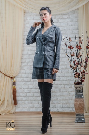 Двойка с шортами "Квин"