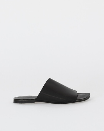 Женские босоножки  D21.021