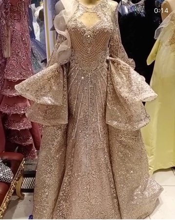 Гламурные вечерние платья