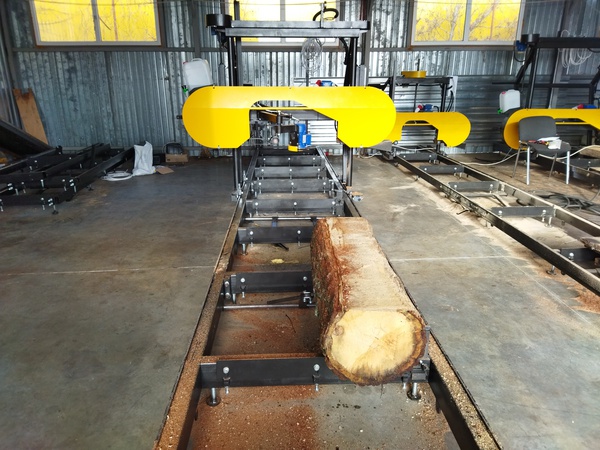 Пилорама продольная ленточная