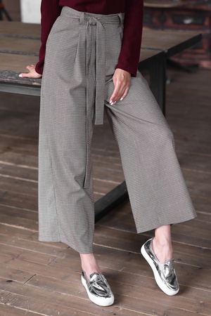 Брюки широкие с принтом клетка