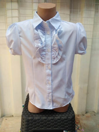 Kızlar için okul bluzları