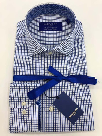 Erkeklerin gömlekleri