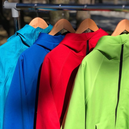 Непромокаемая куртка дождевик