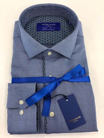 Erkeklerin gömlekleri