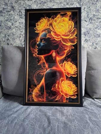 Девушка с пионам