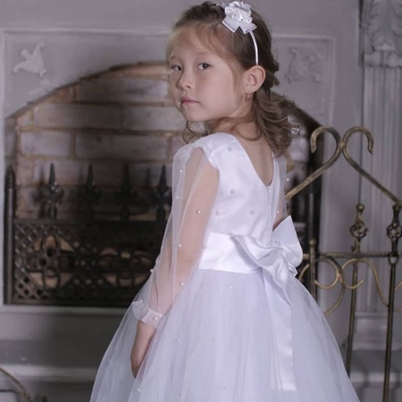 Платья с жемчугом