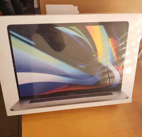 Yeni model Apple MacBook Pro 2020 satışta