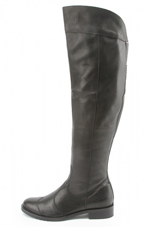 Schwarze Pelzstiefel s115