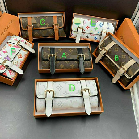 Сумки для женщин